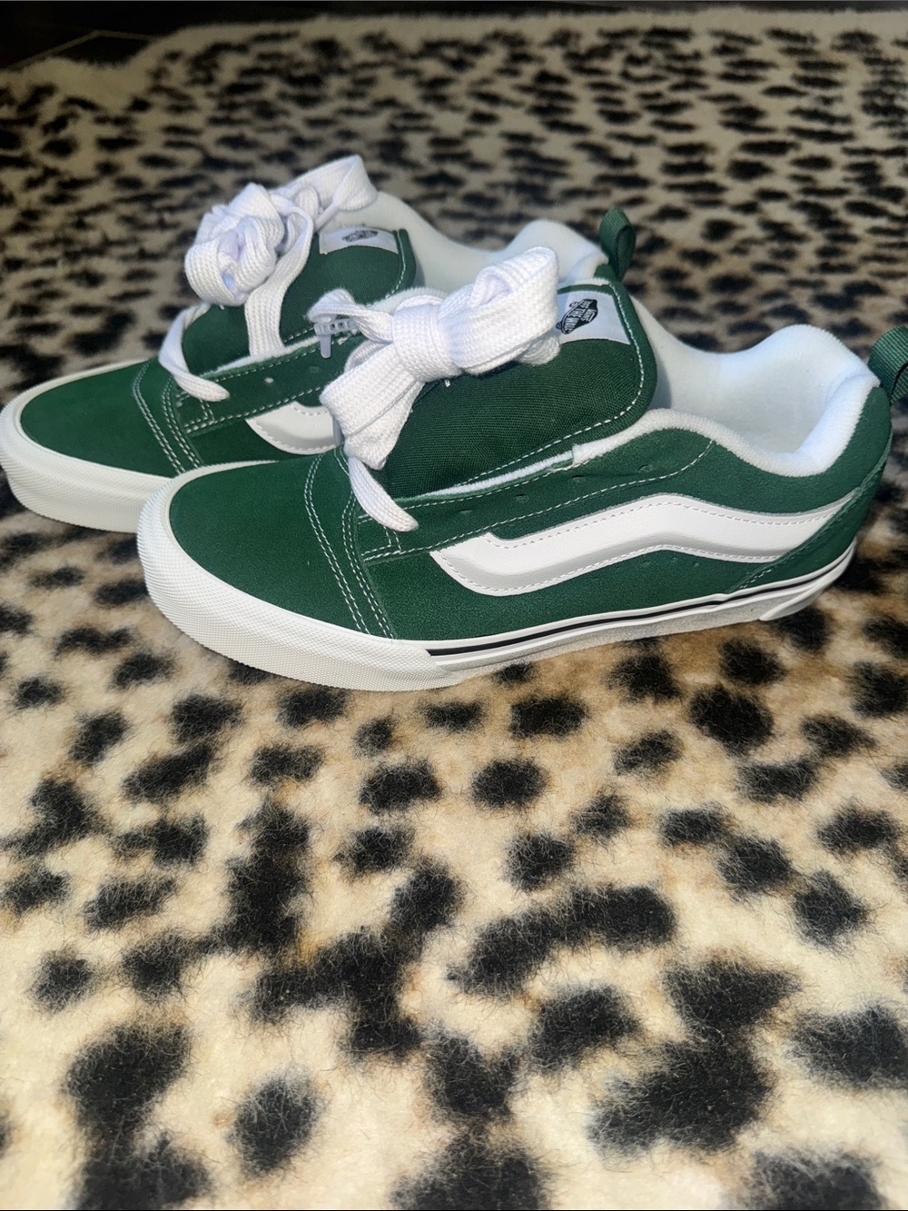 Vans old skool Green and White Low-Top Sneakers